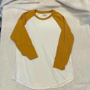 OLD NAVY baseball style t